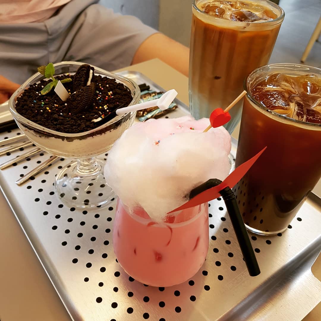 카페그레이나인 매장 이미지