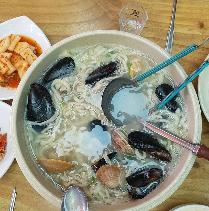 솔밭식당 매장 이미지