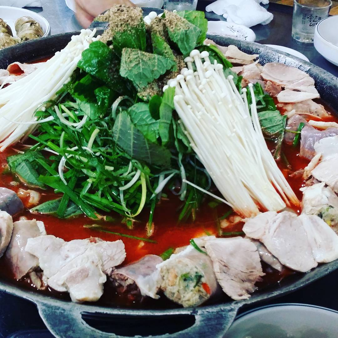 형제돼지국밥 매장 이미지