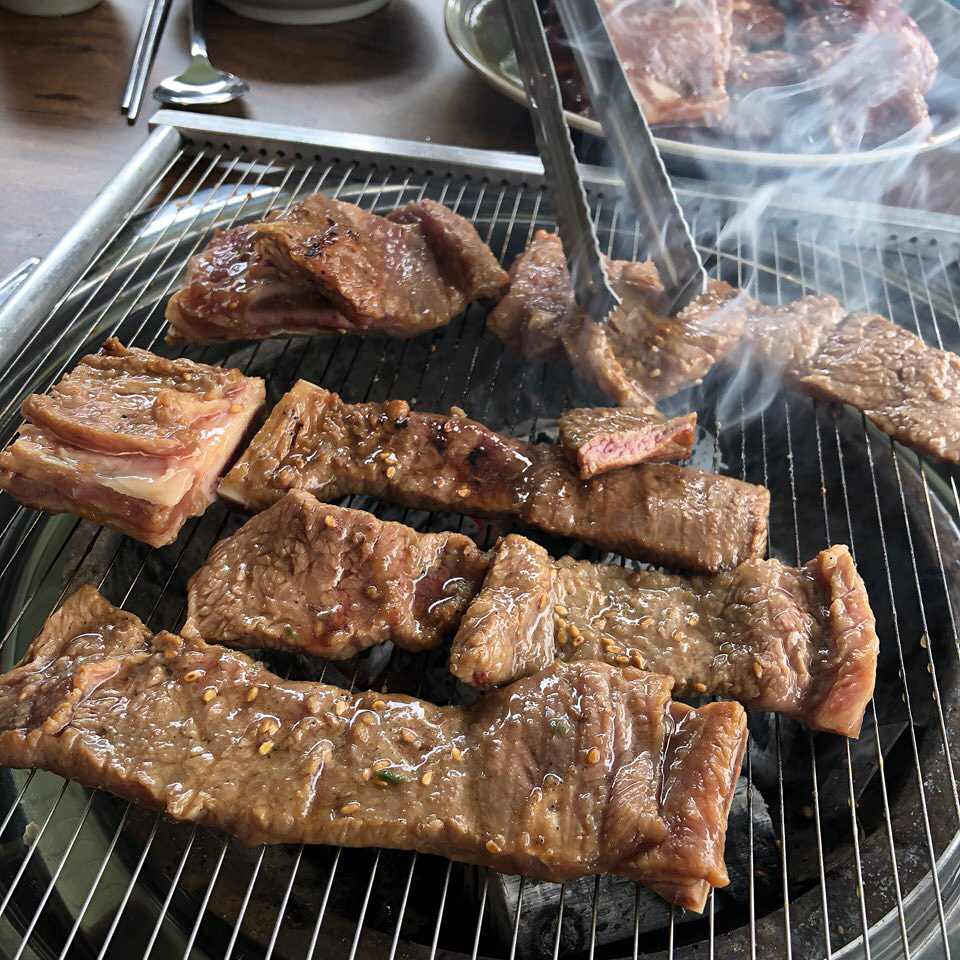 이동강변갈비 매장 이미지
