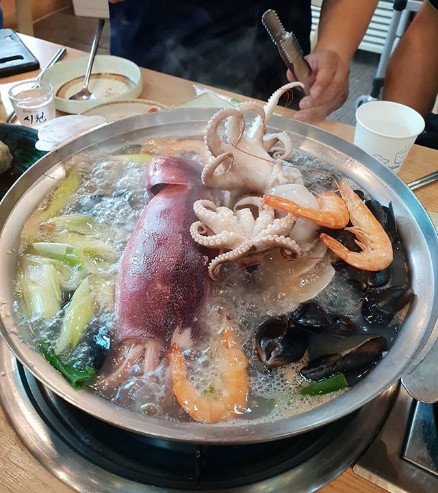 덕현칼국수 매장 이미지
