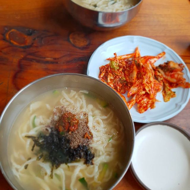 안면도 전통손칼국수 매장 이미지