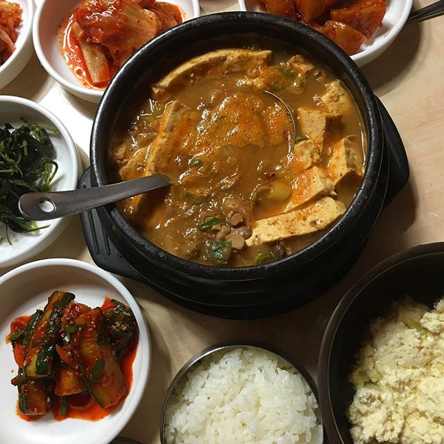 고향집식당 매장 이미지