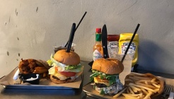 벙커버거 매장 이미지