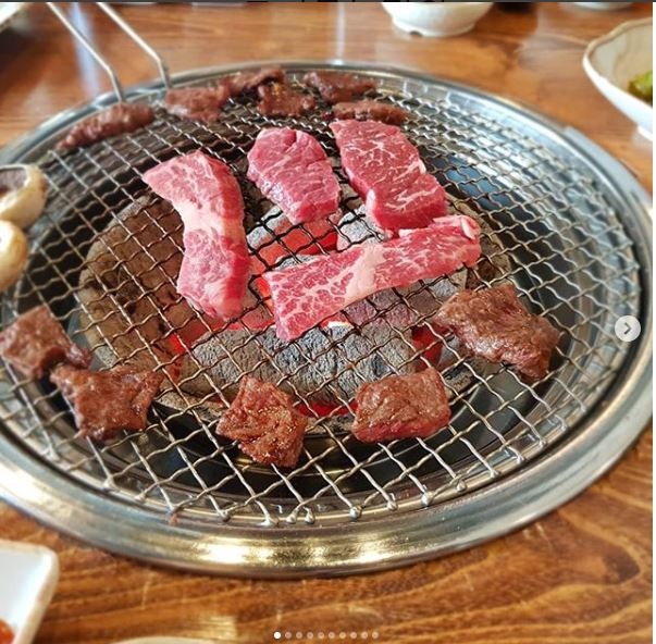 고기굽는정원 매장 이미지