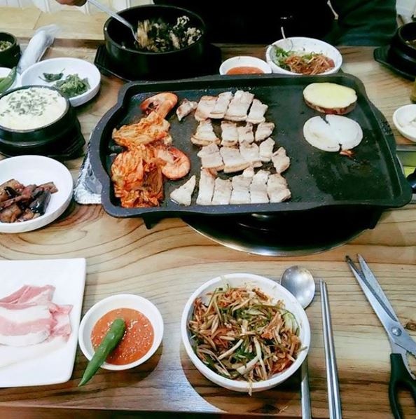 돈이술술 매장 이미지