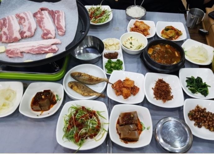 성별식당 매장 이미지