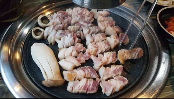 육고집 매장 이미지