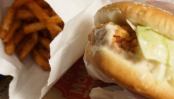 맘스터치 매장 이미지