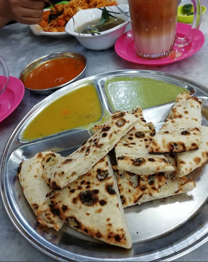 Deen Curry House 매장 이미지