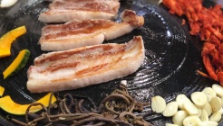 더덕솥뚜껑삼겹살 매장 이미지