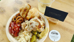 써스데이 스터핑 매장 이미지