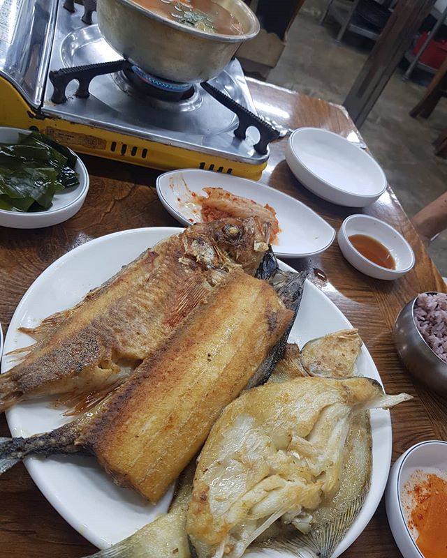 한월식당 매장 이미지