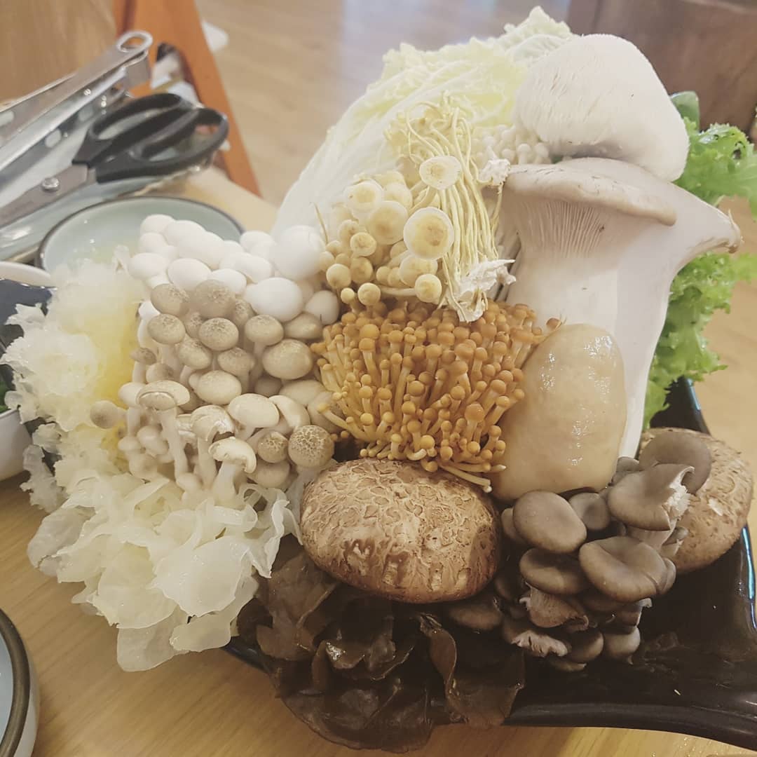 버섯집 매장 이미지