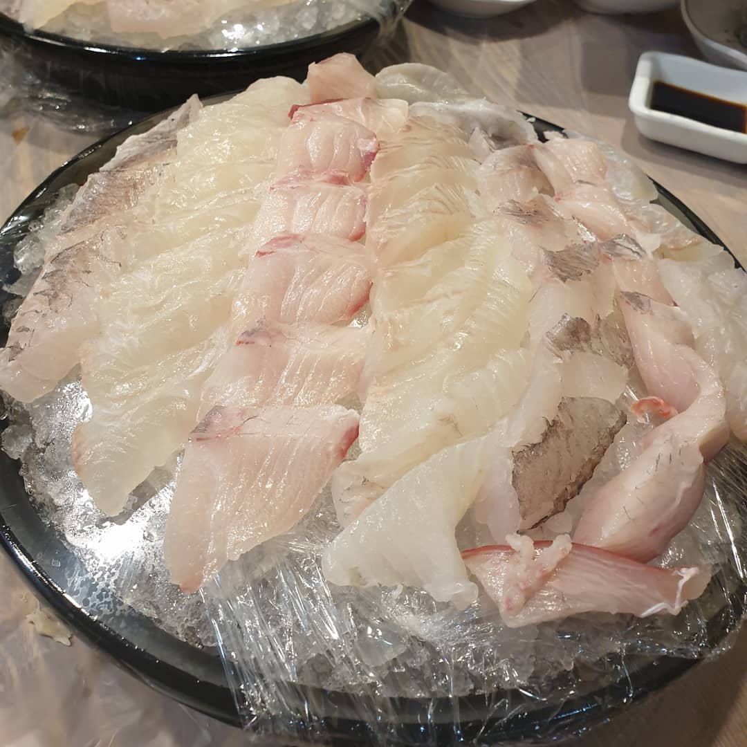 혁신수산 매장 이미지