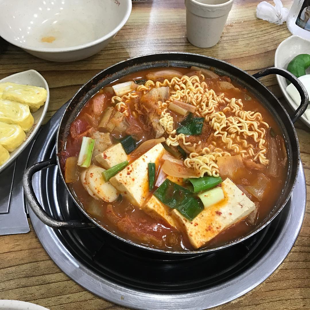 돈가네옛날김치돼지찌개 매장 이미지