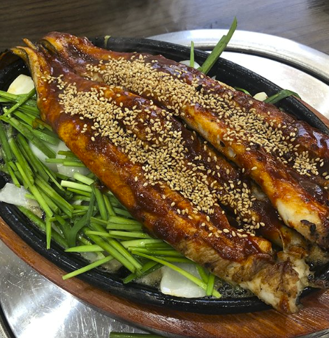 섬마을장어구이 매장 이미지