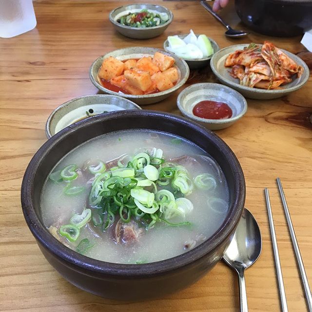 최미자소머리국밥 매장 이미지
