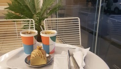 루프트 커피 매장 이미지