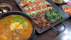 팔짝메기불고기탕 매장 이미지