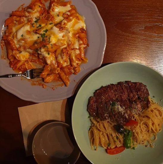 구디바이구디 매장 이미지