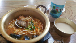이모민박 매장 이미지