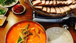 홍익궁중전통육개장 매장 이미지