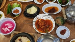 석암정돌솥밥 매장 이미지