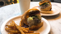 왓츠피데 매장 이미지