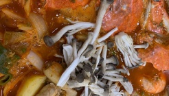 꽃게품은닭 매장 이미지