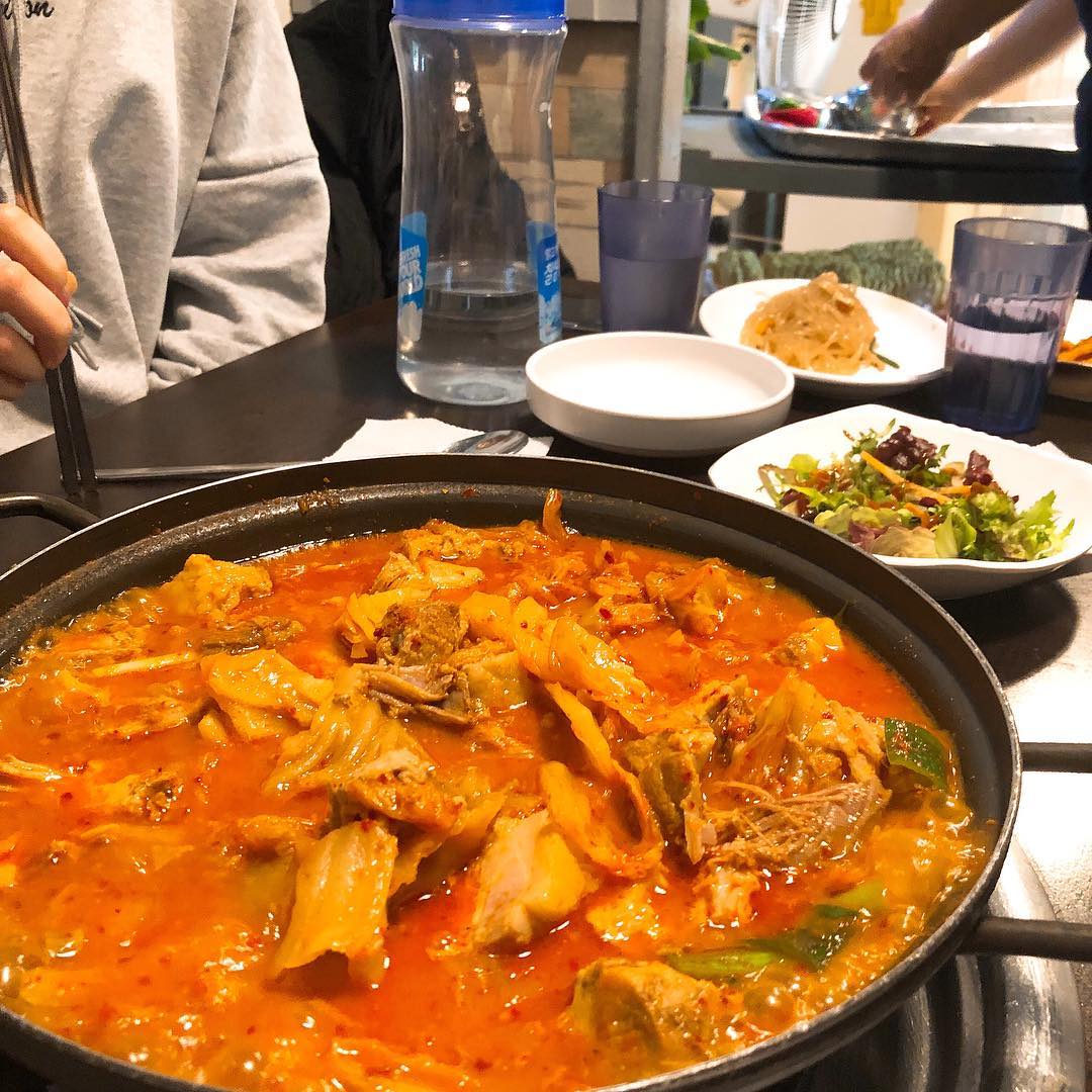 맛의 전쟁 매장 이미지