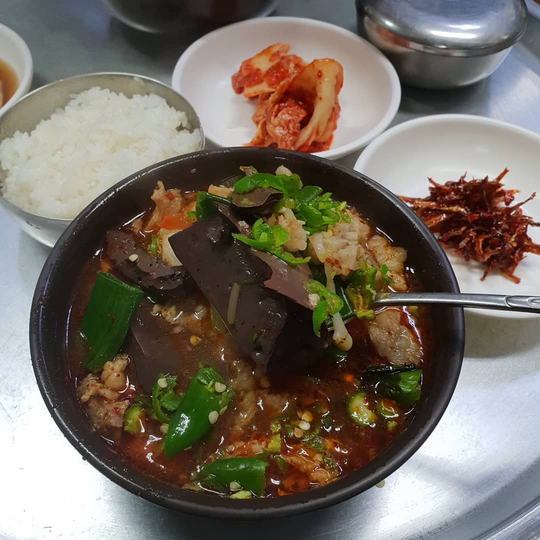 신 현대식당 매장 이미지