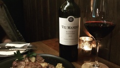 쓰리도어즈 매장 이미지