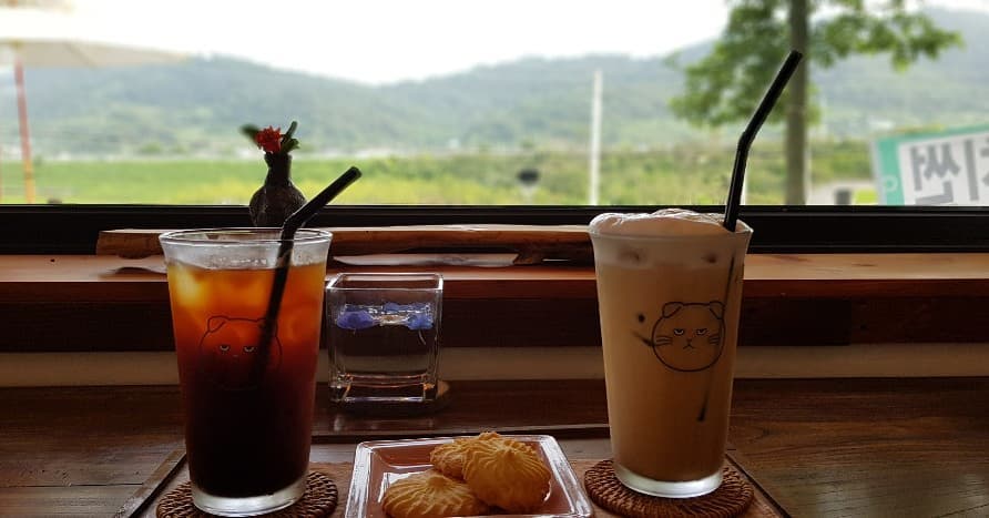 카페명이 매장 이미지