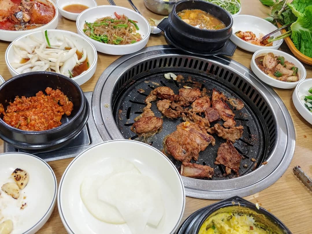 부강쌈밥숯불 매장 이미지