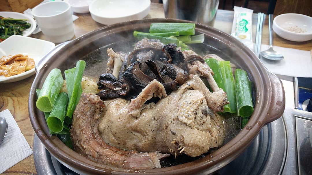 능이버섯백숙전문점 매장 이미지