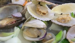 화도수산 매장 이미지