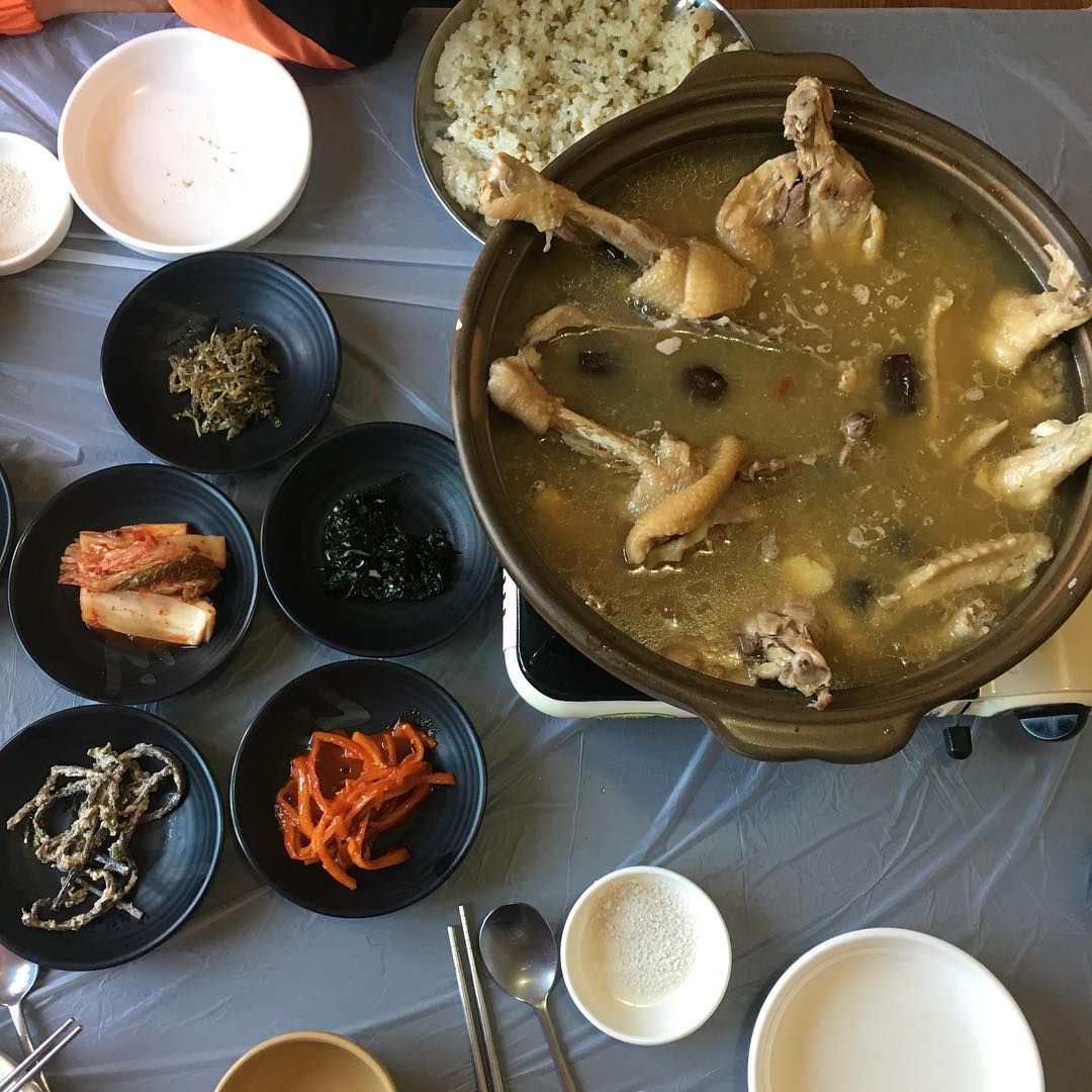 가마솥논메기매운탕 매장 이미지