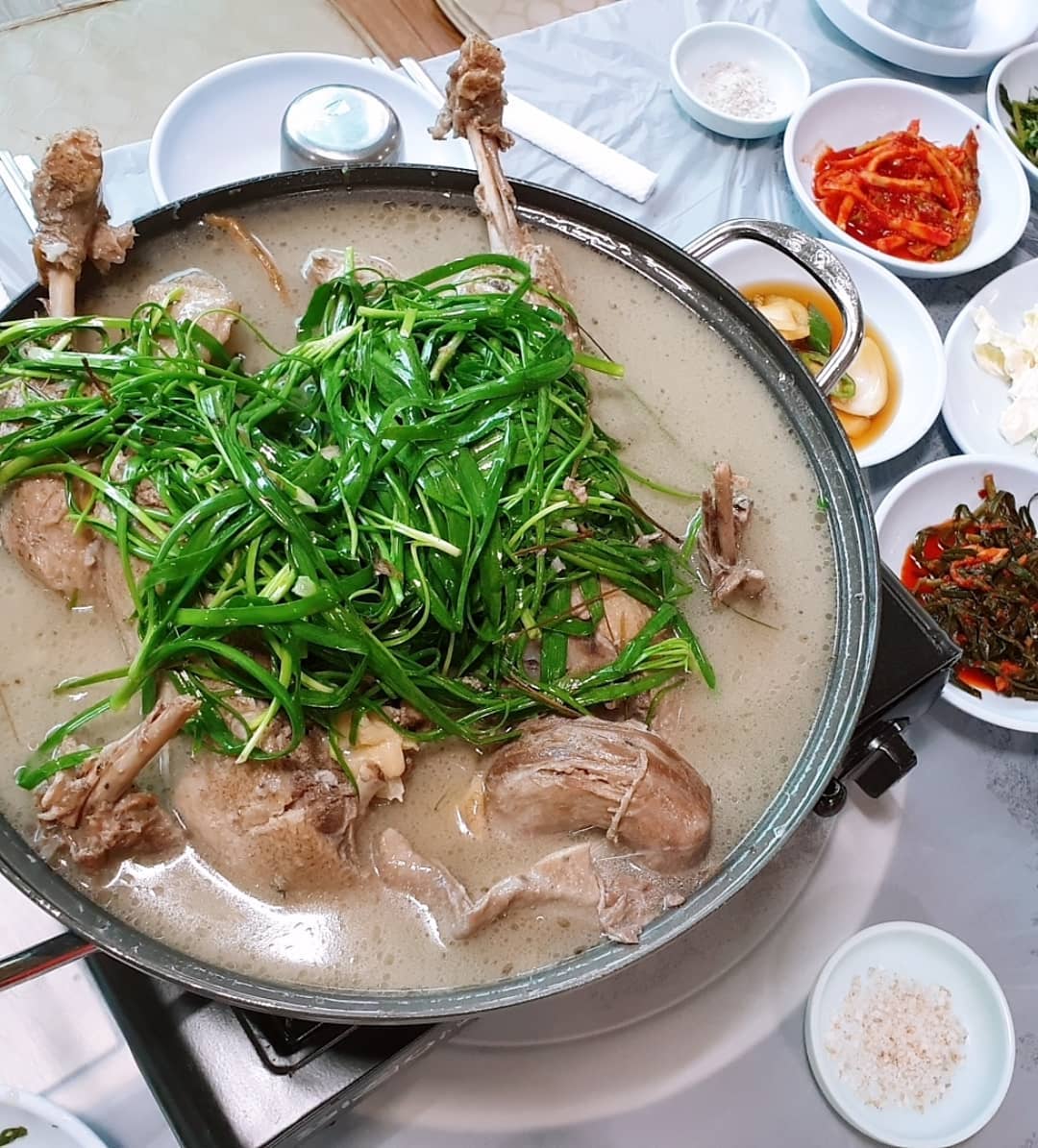 하늘아래첫동네 매장 이미지