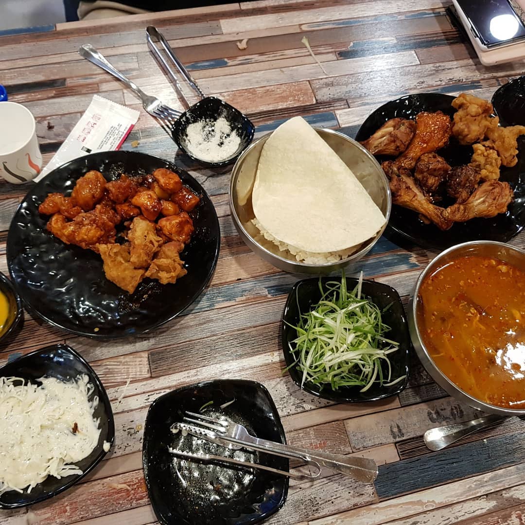 색다른치킨뷔페 매장 이미지