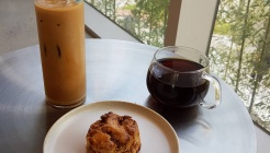 블루보틀 압구정 카페 매장 이미지