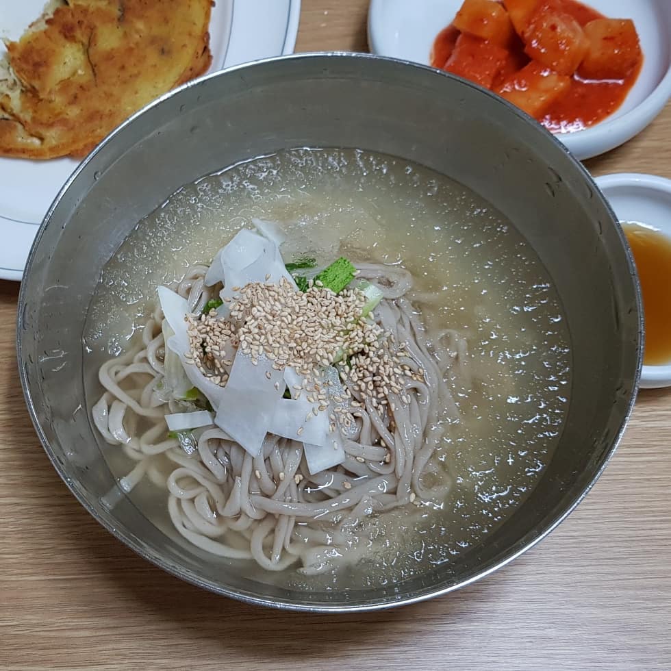 하단 매장 이미지