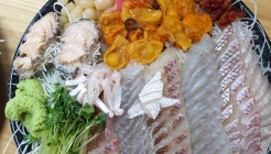 신지도수산 매장 이미지