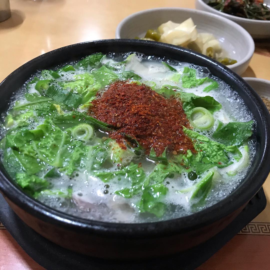 감초식당 매장 이미지