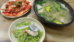 이레네칼국수 매장 이미지