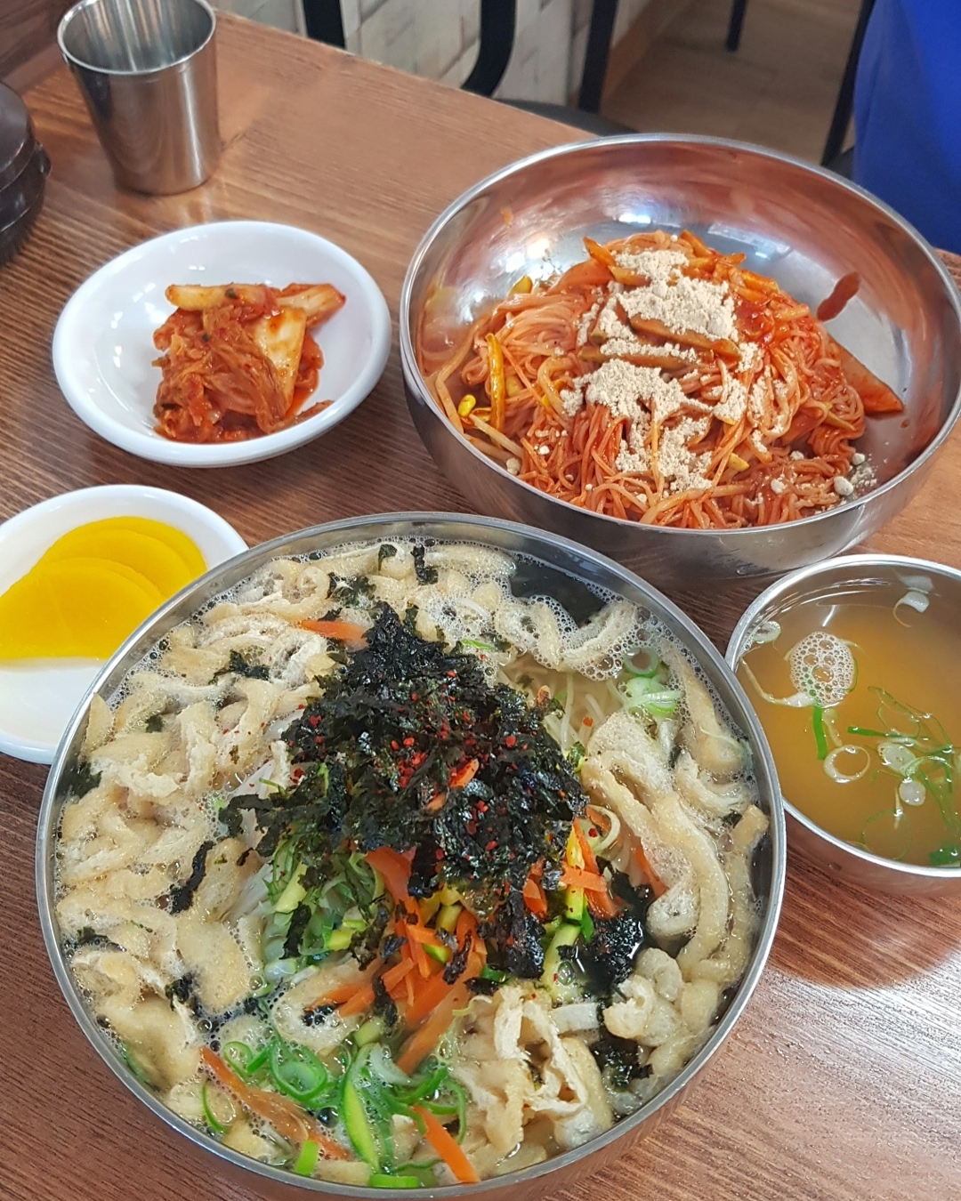 명품잔치국수 매장 이미지