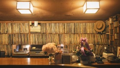 흐르는물 매장 이미지