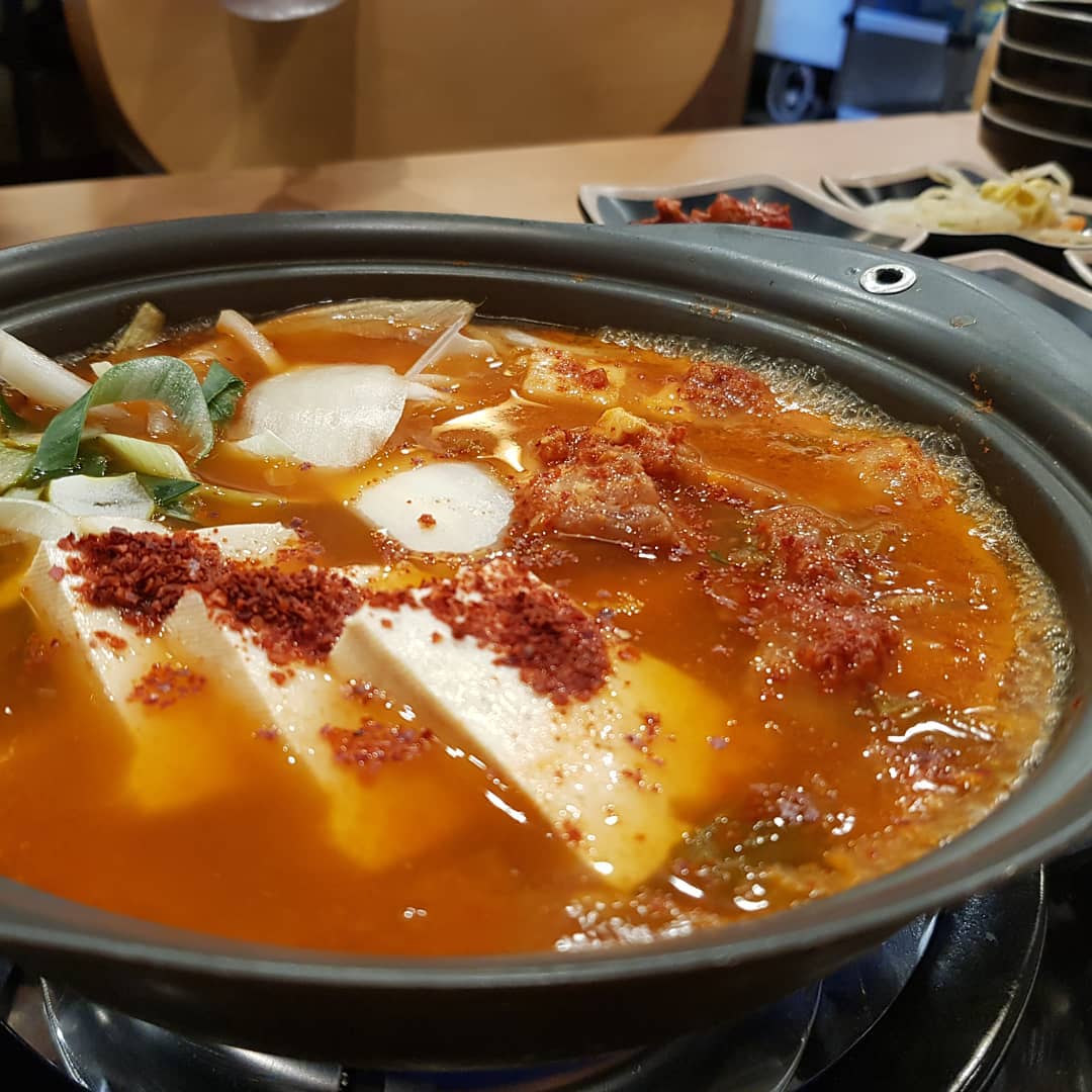 쌈싸먹는김치찌개 매장 이미지