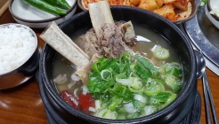 왕골남서문장작불곰탕 매장 이미지