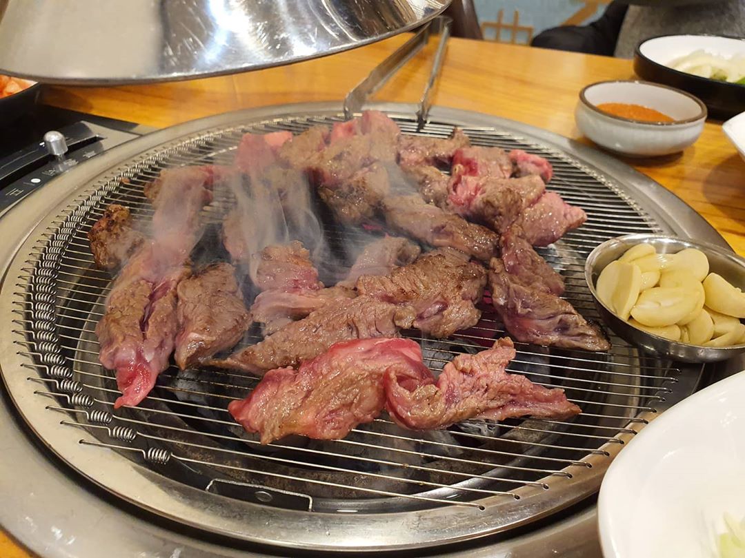팔백고기집 매장 이미지